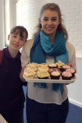 Children in Need- cakes being served