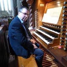 PipeUp Links Robert Fielding volunteer organist