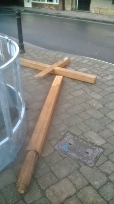 Sturminster Marshall Broken Cross.jpg